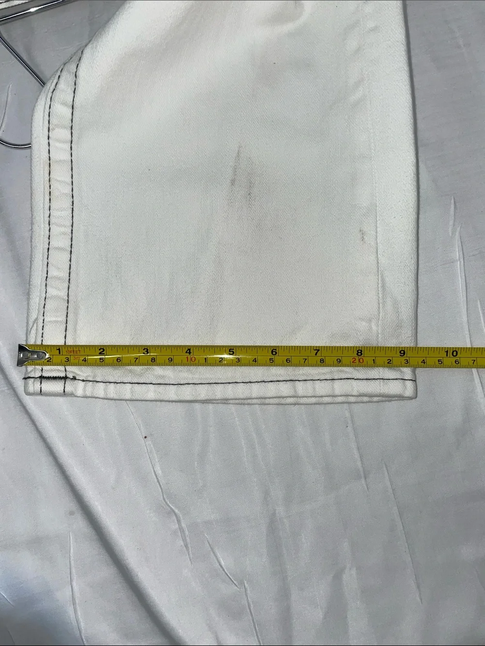 TRUE RELIGION WHITE JEANS FTL-05-167